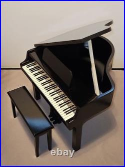 Tonner Tyler Wentworth Baby Grand Piano Accessory