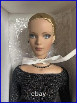 Tonner Tyler Wentworth Black Diamond 16 Inch Fashion Doll with Stand Box Tonner Tyler Wentworth Black Diamond 16 Inch Fashion Doll with Stand Box