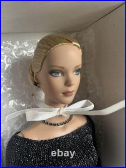 Tonner Tyler Wentworth Black Diamond 16 Inch Fashion Doll with Stand Box Tonner Tyler Wentworth Black Diamond 16 Inch Fashion Doll with Stand Box
