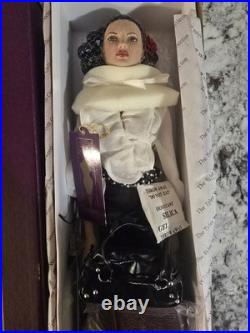 Tonner Tyler Wentworth Bohemian Beauty ANGELINA 16 Doll & Outfit