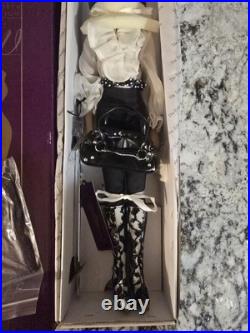 Tonner Tyler Wentworth Bohemian Beauty ANGELINA 16 Doll & Outfit