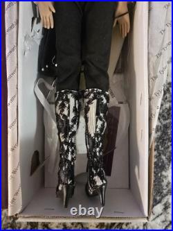 Tonner Tyler Wentworth Bohemian Beauty ANGELINA 16 Doll & Outfit