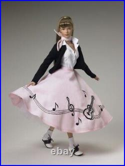 Tonner Tyler Wentworth CLEVELAND DOLL CLUB ROCK N ROLLconvention doll COA NFRB