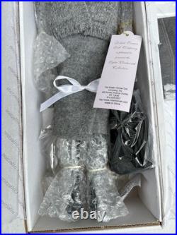 Tonner Tyler Wentworth Capital Investment Doll TW1204 Blonde Gray Outfit NRFB