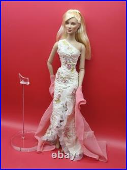 Tonner Tyler Wentworth Chase Modeling Angelina With Stand