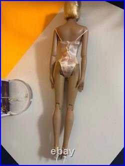 Tonner Tyler Wentworth Collection 16 FASHION DOLL NEW 2003