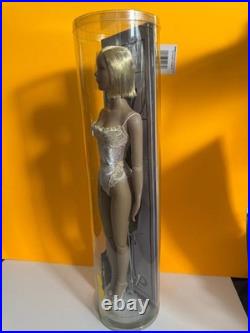 Tonner Tyler Wentworth Collection 16 FASHION DOLL NEW 2003