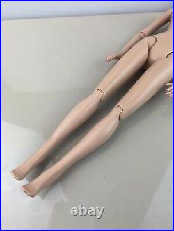 Tonner Tyler Wentworth Collection Blonde Doll BEAUTIFUL