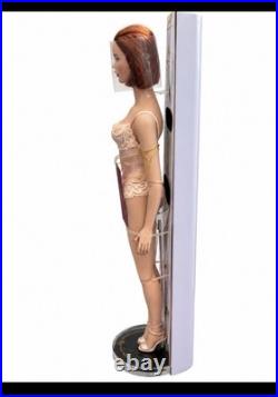 Tonner Tyler Wentworth Collection Doll NRFB Auburn Hair with Stand