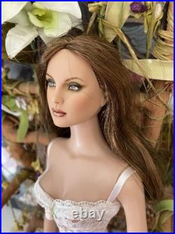 Tonner Tyler Wentworth- DC Stars Supergirl OOAK -repaint by Cindy Wibowo