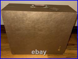 Tonner Tyler Wentworth DELUXE WARDROBE CASE TRUNK fits 3 Dolls + Clothing & more