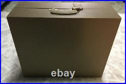 Tonner Tyler Wentworth Deluxe Wardrobe Trunk-Used