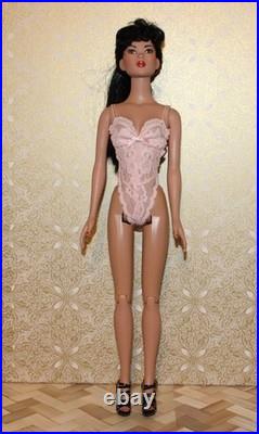 Tonner Tyler Wentworth Doll 16 Mei Li
