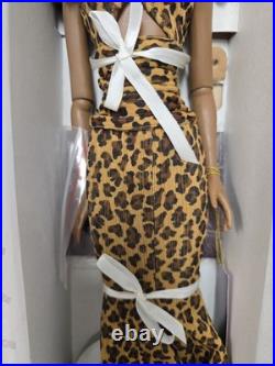 Tonner Tyler Wentworth Doll Mesmerizing Esme TW 2303