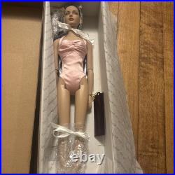 Tonner Tyler Wentworth Doll Shimmer Sydney TW2403