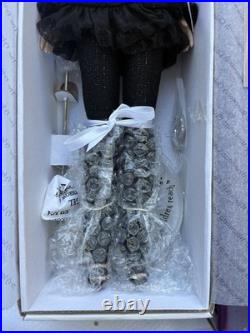 Tonner Tyler Wentworth Double Take Doll TW1301 NRFB Complete in Box (2003)