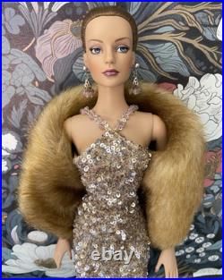 Tonner Tyler Wentworth Dream Doll Sydney Chase -16 Dressed Doll LE200