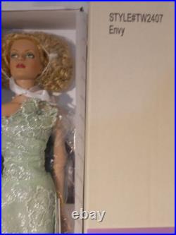 Tonner, Tyler Wentworth, Envy, Sydney Chase TW2407 NRFB LE1500