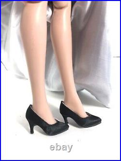 Tonner Tyler Wentworth Fame And Fortune 2010 Hollywood Glamour Outfit RARE