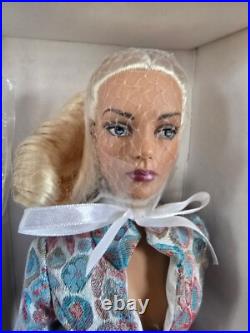 Tonner Tyler Wentworth Fashion Doll, Ice Blue Sydney & Lovely Haute Couture NRFB Tonner Tyler Wentworth Fashion Doll, Ice Blue Sydney & Lovely Haute Couture NRFB