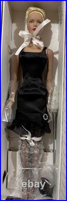 Tonner Tyler Wentworth Femme en Noir Special Edition 16 Fashion Doll 2003 Tonner Tyler Wentworth Femme en Noir Special Edition 16 Fashion Doll 2003
