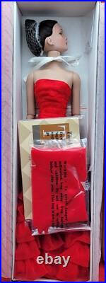 Tonner Tyler Wentworth Holiday Gala Sydney Doll #TW9215 NRFB