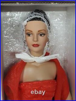 Tonner Tyler Wentworth Holiday Gala Sydney Doll #TW9215 great condition ruby red