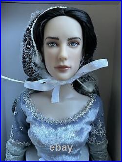 Tonner Tyler Wentworth LORD OF THE RINGS ARWEN EVENSTAR 16 DRESSED FASHION DOLL