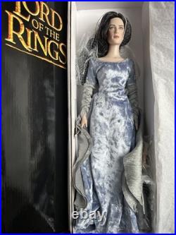 Tonner Tyler Wentworth LORD OF THE RINGS ARWEN EVENSTAR 16 DRESSED FASHION DOLL