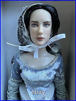 Tonner Tyler Wentworth LORD OF THE RINGS ARWEN EVENSTAR 16 DRESSED FASHION DOLL