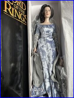 Tonner Tyler Wentworth LORD OF THE RINGS ARWEN EVENSTAR 16 DRESSED FASHION DOLL