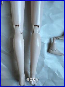 Tonner Tyler Wentworth LORD OF THE RINGS NUDE ARWEN EVENSTAR 16 FASHION DOLL LE