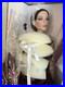Tonner-Tyler-Wentworth-Marley-s-Grand-Entrance-LE-150-16-Fashion-Doll-01-mlqm