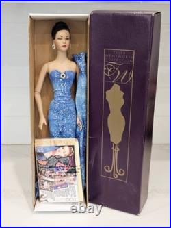 Tonner Tyler Wentworth Midnight Garden in OOAK Patricia Croce Gown + Box Tonner Tyler Wentworth Midnight Garden in OOAK Patricia Croce Gown + Box