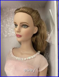 Tonner Tyler Wentworth Miss Sydney World 16 doll -mint in box no crown