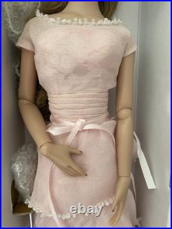 Tonner Tyler Wentworth Miss Sydney World 16 doll -mint in box no crown