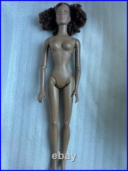 Tonner Tyler Wentworth NUDE 2004 AMBER GLOW ESME 16 Fashion DOLL BA BODY No Box