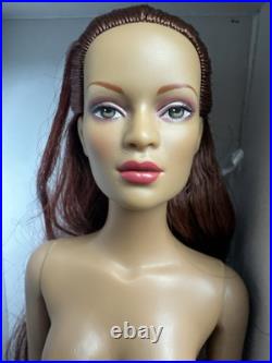 Tonner Tyler Wentworth NUDE 2005 CASUAL CHIC JAC 16 Fashion DOLL BW BODY + BOX Tonner Tyler Wentworth NUDE 2005 CASUAL CHIC JAC 16 Fashion DOLL BW BODY + BOX