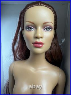Tonner Tyler Wentworth NUDE 2005 CASUAL CHIC JAC 16 Fashion DOLL BW BODY + BOX Tonner Tyler Wentworth NUDE 2005 CASUAL CHIC JAC 16 Fashion DOLL BW BODY + BOX