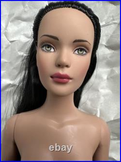 Tonner Tyler Wentworth NUDE 2006 BLUSH & BASHFUL TYLER 16 Fashion DOLL BW BODY