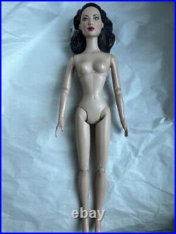 Tonner Tyler Wentworth NUDE 2006 CITY STYLE CARRIE 16 Fashion DOLL BW BODY LE