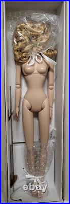 Tonner Tyler Wentworth NUDE 2006 DC STARS SUPERGIRL 16 Fashion DOLL BW BODY LE