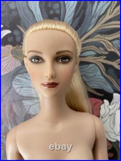 Tonner Tyler Wentworth- NYCB Rehearsal Basic Blonde Emilie nude LE600