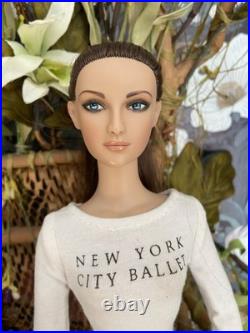 Tonner Tyler Wentworth- NYCB Rehearsal Basic Brunette Emilie LE600