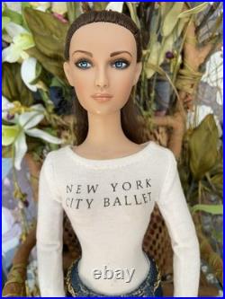 Tonner Tyler Wentworth- NYCB Rehearsal Basic Brunette Emilie LE600