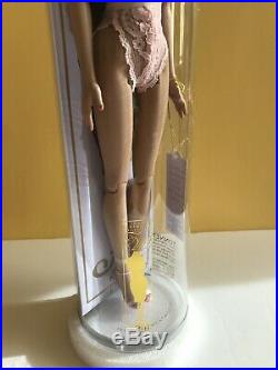 Tonner Tyler Wentworth RTW Ready To Wear MEI LI Never Removed RARE