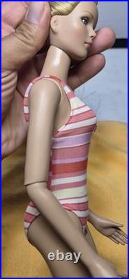 Tonner Tyler Wentworth RTW Super Stripes Blonde Barbie Doll FAO Schwartz 16