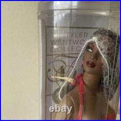 Tonner Tyler Wentworth Red Dressed Collection Doll Boxed Used Tonner Tyler Wentworth Red Dressed Collection Doll Boxed Used