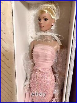 Tonner Tyler Wentworth STANDING OVATION 2001 Limited Edition Doll NRFB
