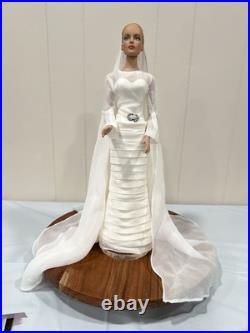 Tonner Tyler Wentworth Show Stopping Sydney 16in Wedding Limited Edition TW2406